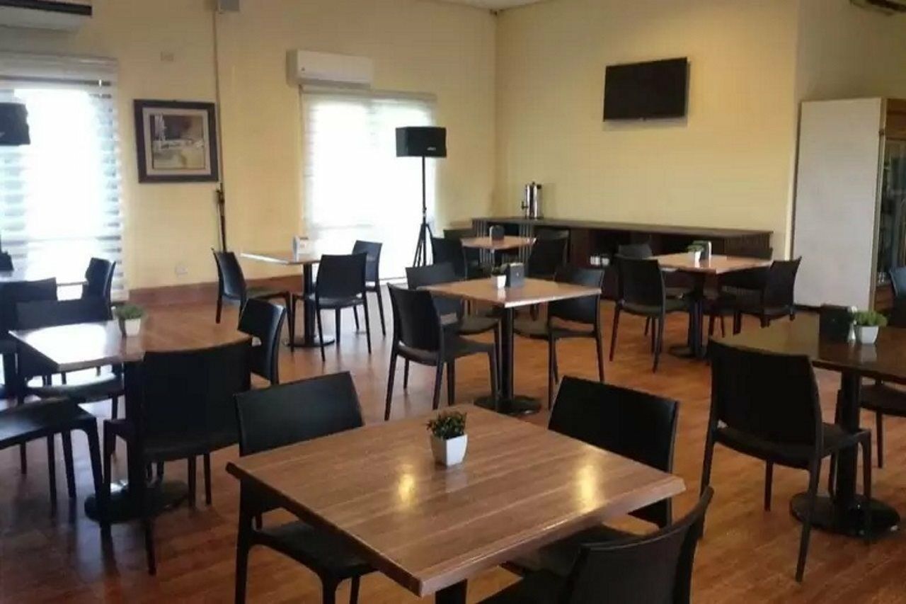 فندق ميكروتل باي ويندهام كاباناتوان Cabanatuan City المظهر الخارجي الصورة